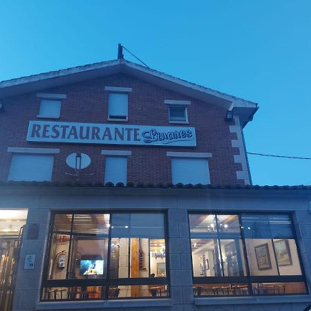 Hostal Linares Villanueva de Argaño 外观 照片