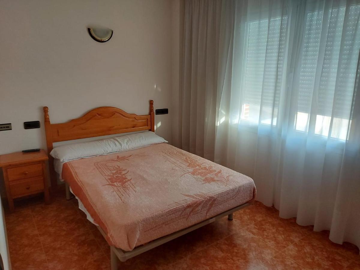 Hostal Linares Villanueva de Argaño 外观 照片