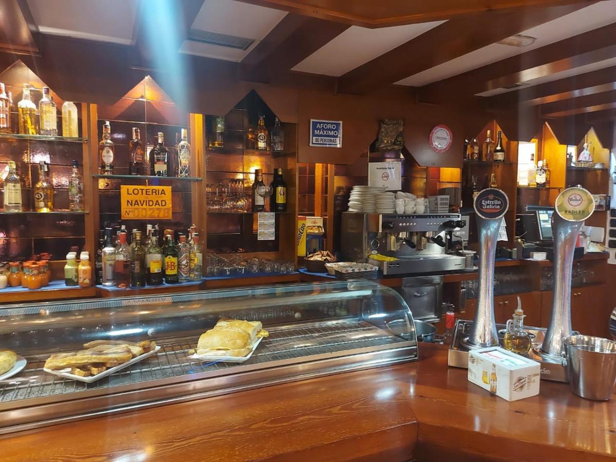 Hostal Linares Villanueva de Argaño 外观 照片